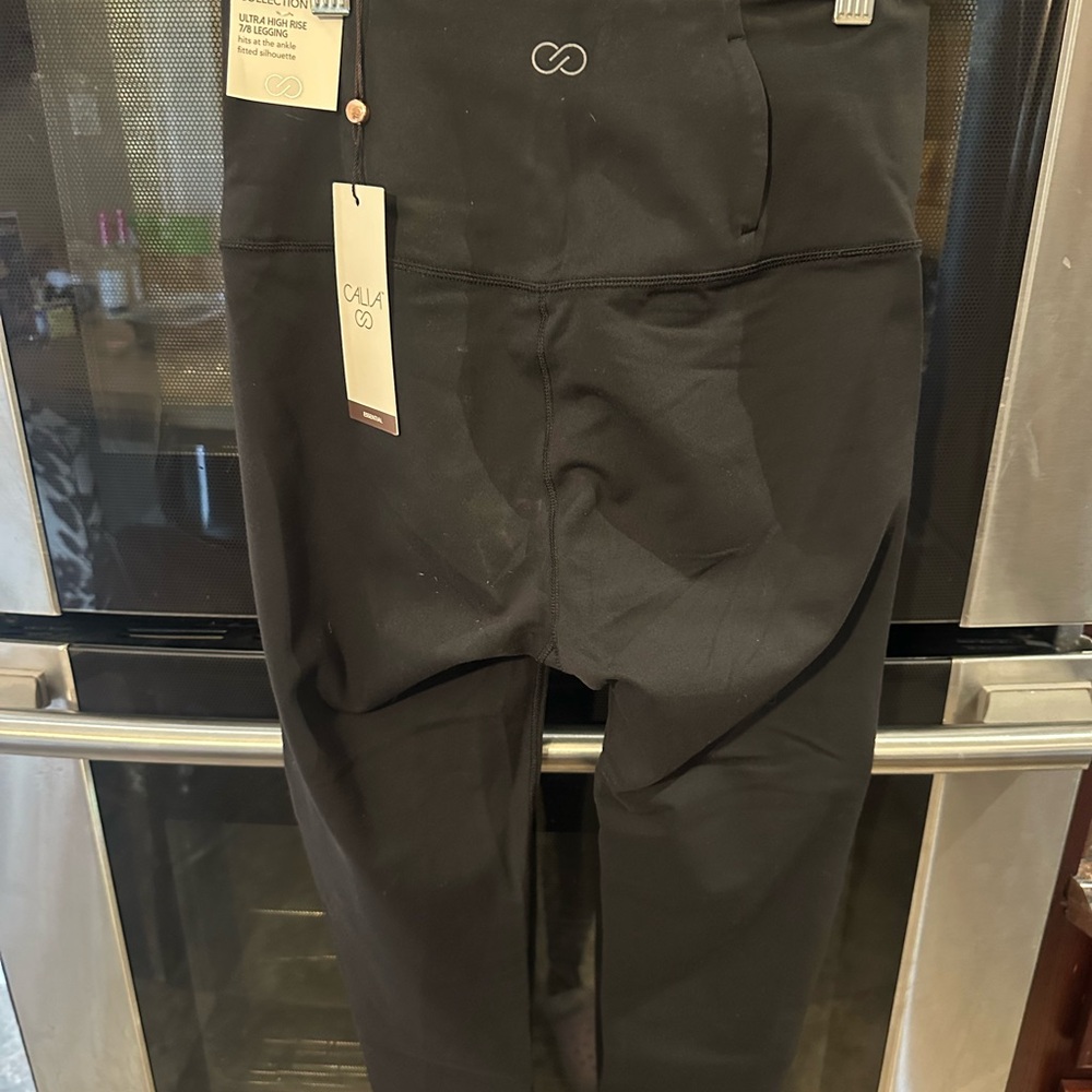 CALIA by Carrie Underwood Black Ultra High-Waist 7/8 Leggings